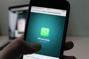 Lire la suite à propos de l’article WhatsApp fait marche arrière !